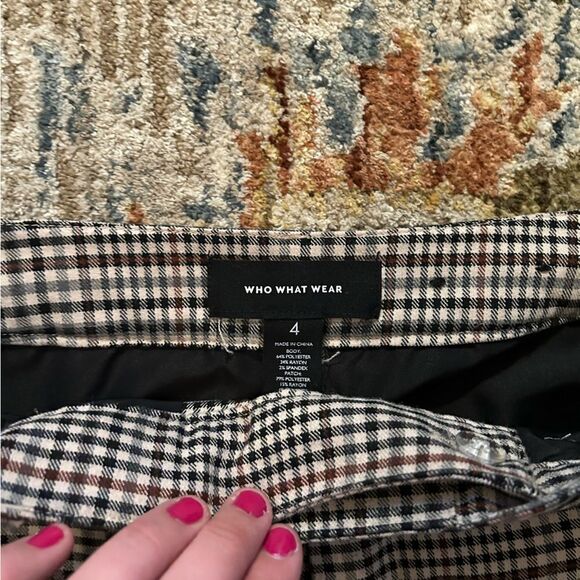 Who What Wear Trousers with Plaid Pattern - Picture 2 of 3